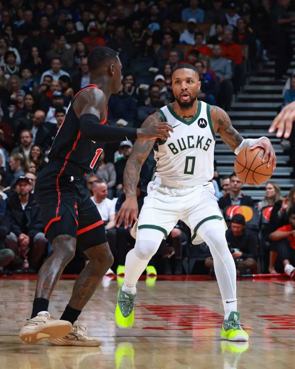 开云体育-NBA季后赛：雄鹿队晋级总决赛锐不可挡